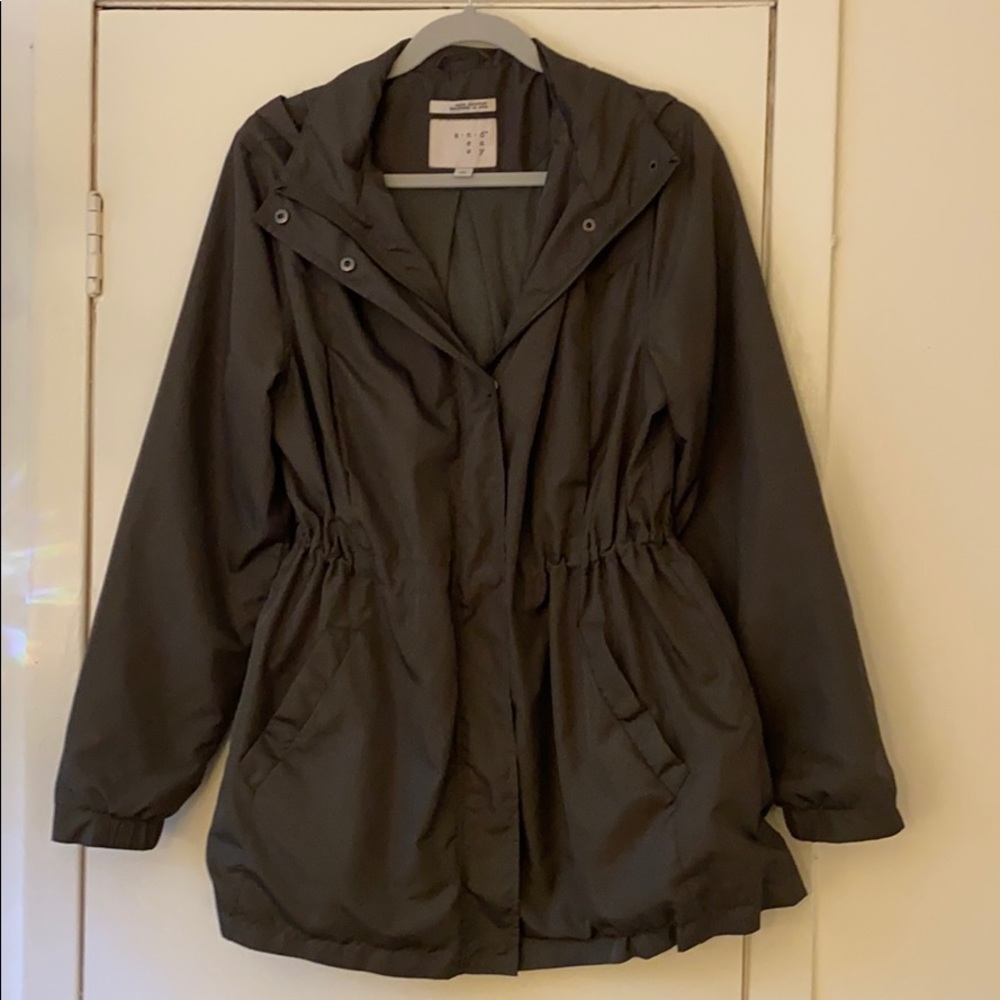 Cute water resistant army green jacket